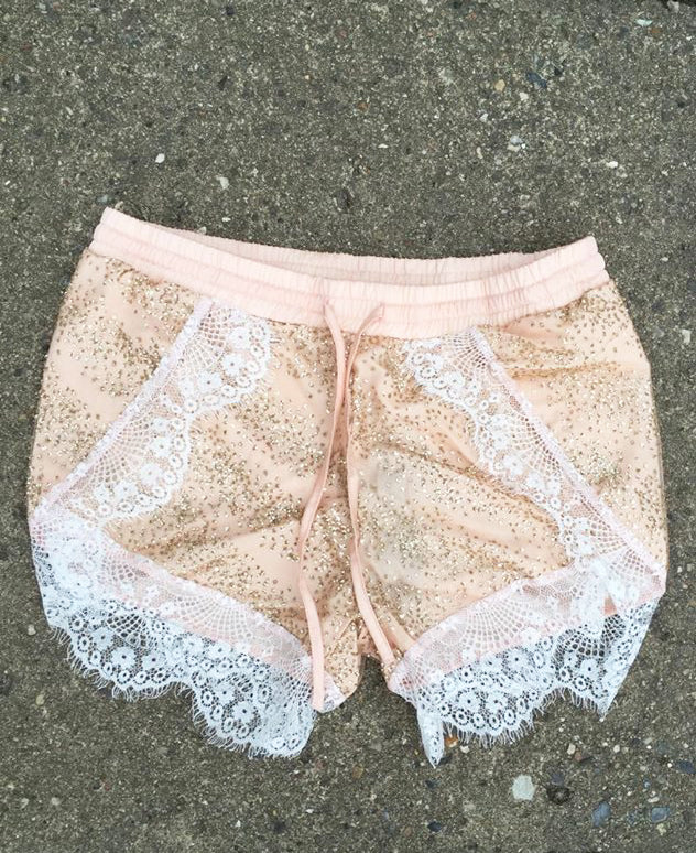 June Shorts - lys beige/rosa