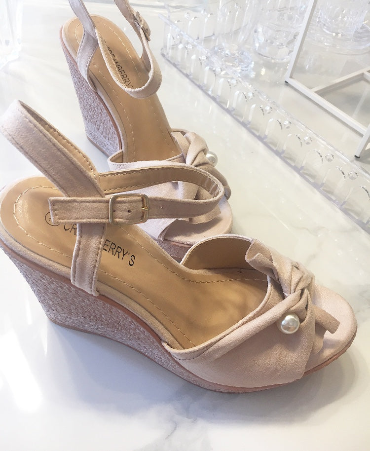 Beige wedges med sløjfe