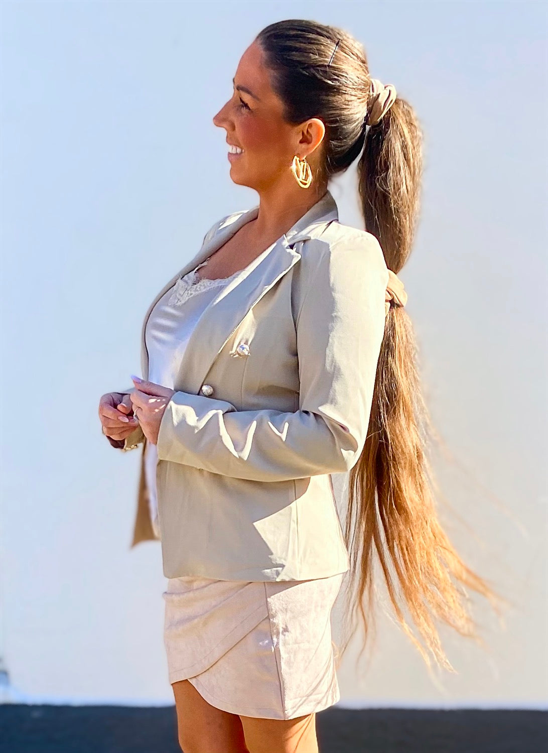 Blazer jakke i beige m. knapper