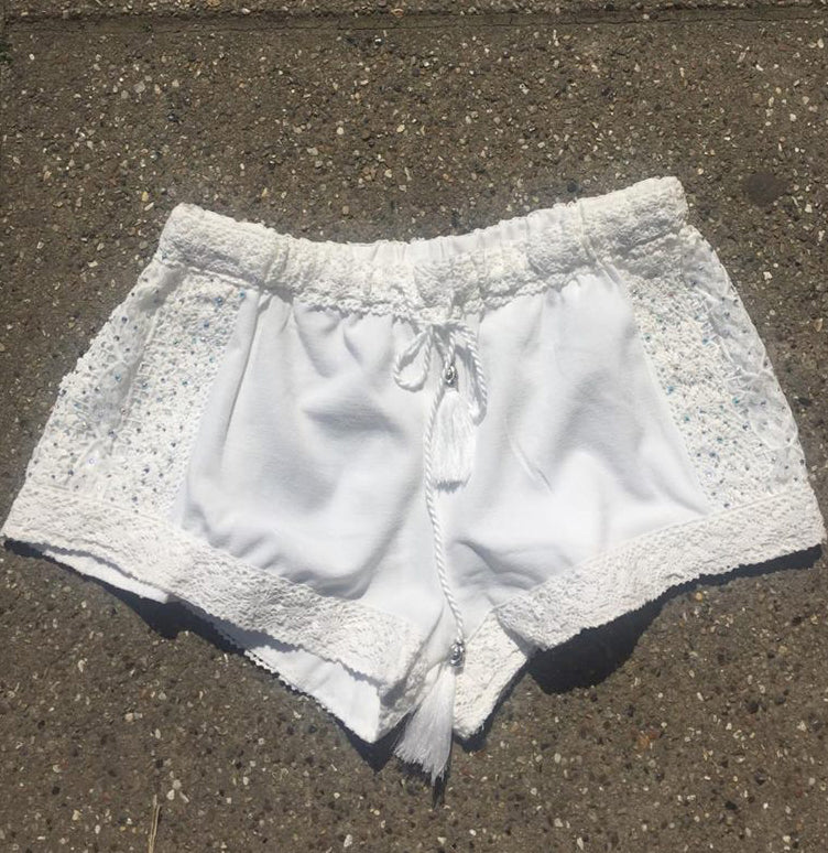 Vicotria shorts med blonde og sten - hvid