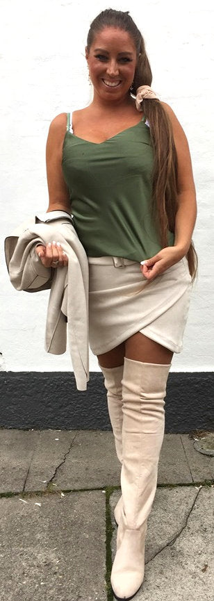 Top i silkelook - khaki grøn
