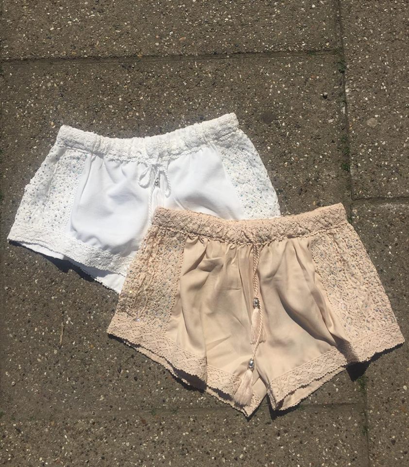Victoria Shorts m. blonde og sten - beige