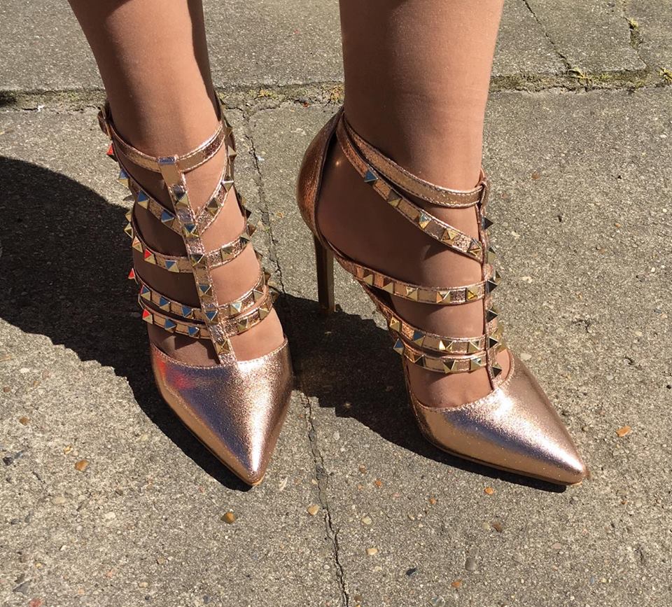 Stiletter med nitter - rosegold