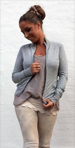 Cardigan med sten - grå - Staun Denmark - Til hverdag og fest