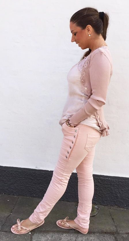 Rosa buks med stræ og knapper - rosa - Staun Denmark - Til hverdag og fest