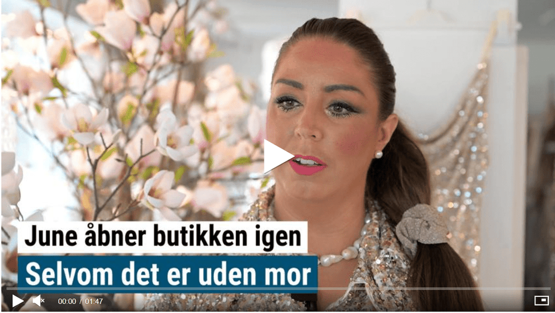 Junes berømte mor er død - nu åbner hun glitter-butikken igen - Staun Denmark - Til hverdag og fest 