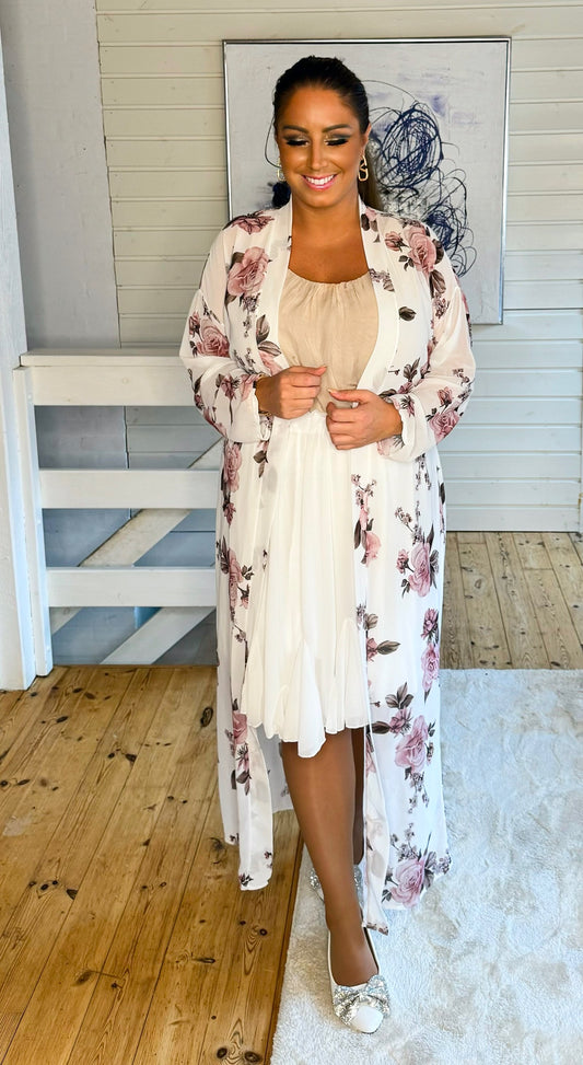Kimono i hvid m. Blomster