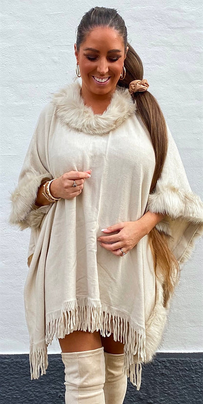 Poncho asymmetrisk - beige