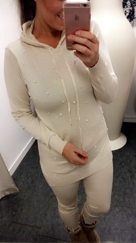 Hoodie sæt m. perler og sten  - beige
