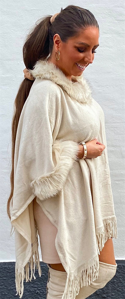 Poncho asymmetrisk - beige