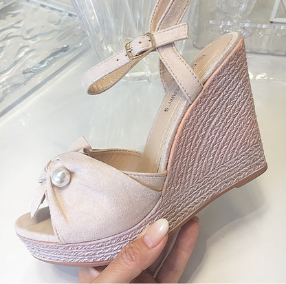 Beige wedges med sløjfe