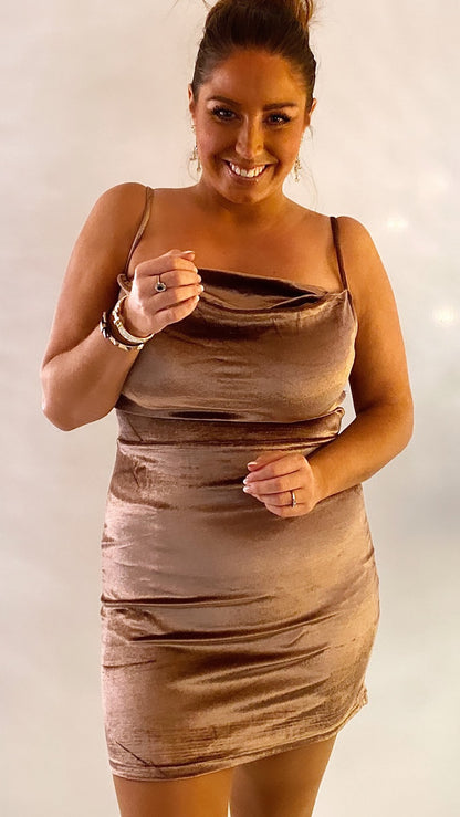 Velour kjole Mocca
