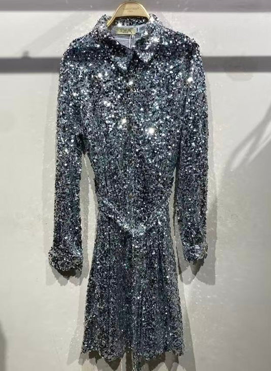 Staun kimono kjole i sølv glitter