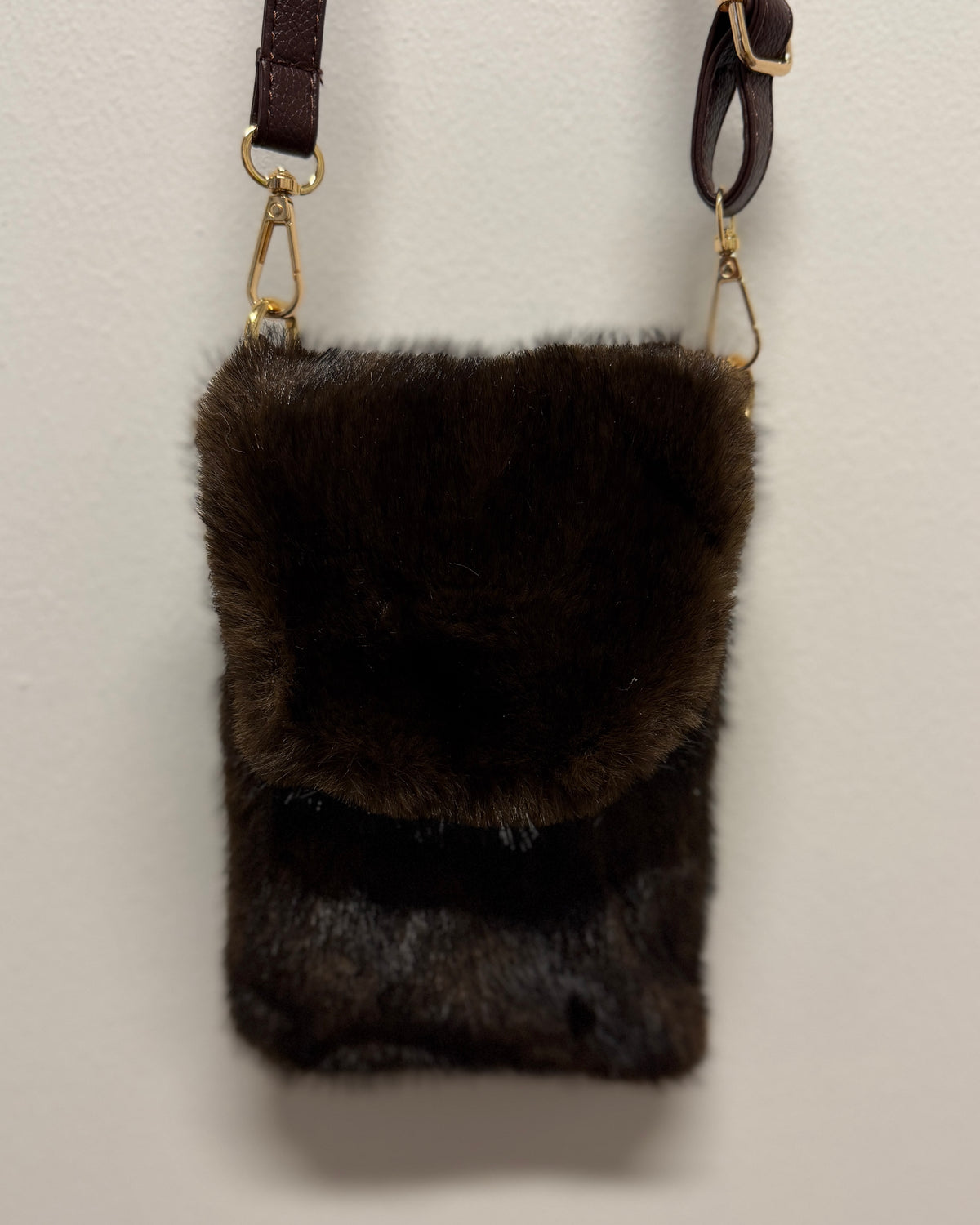 Faux Fur Crossbody Bag - brun