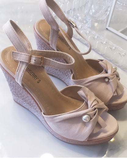Beige wedges med sløjfe - Staun Denmark - Til hverdag og fest