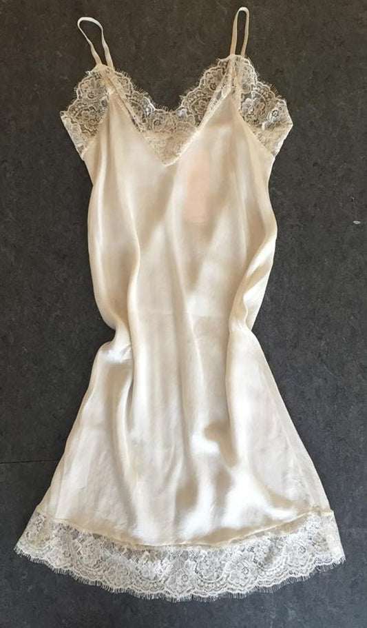 Blonde top i beige - lang - Staun Denmark - Til hverdag og fest