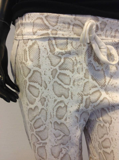 Bukser med snakeprint - beige - Staun Denmark - Til hverdag og fest