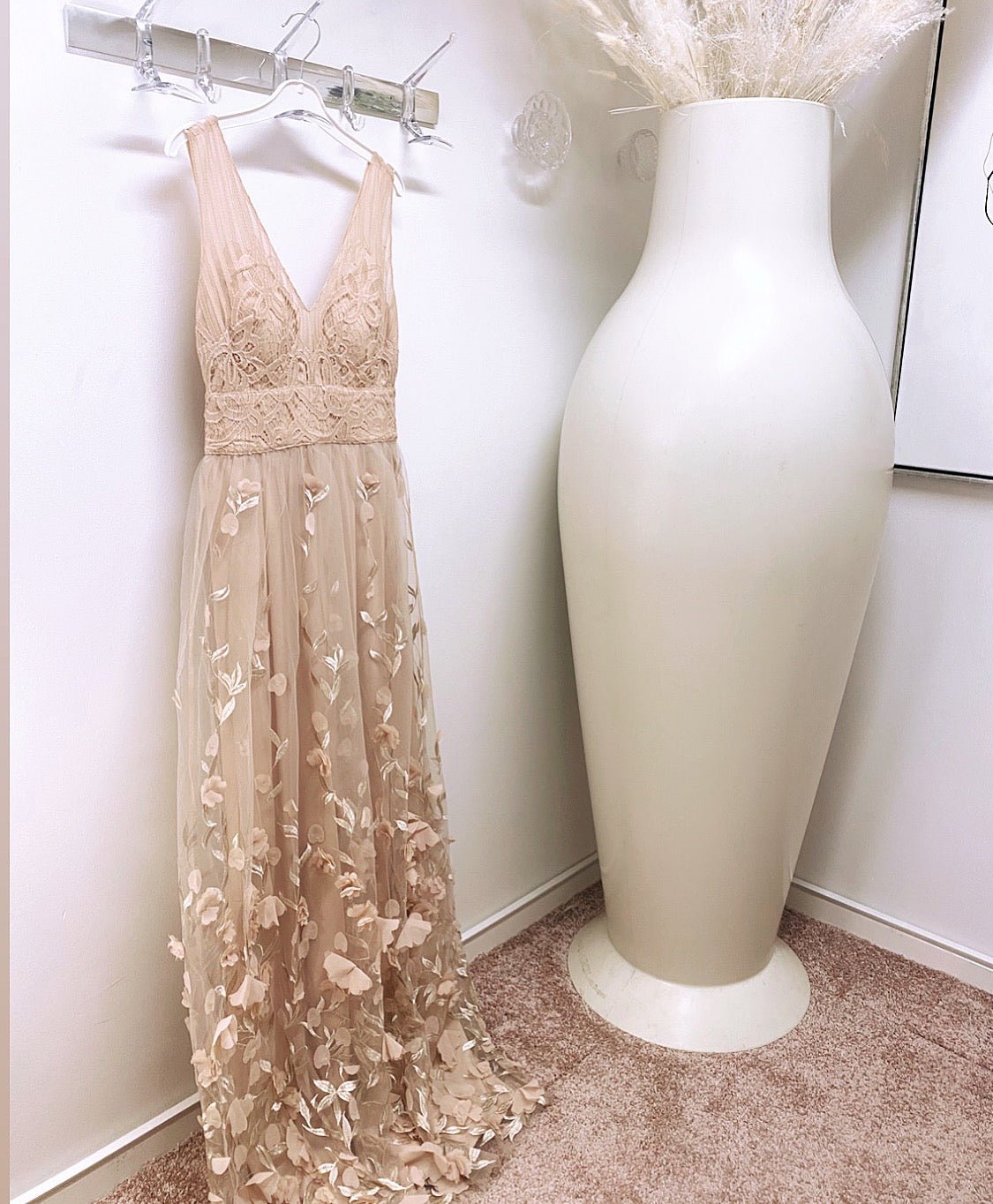 Dreamy dress nude - Staun Denmark - Til hverdag og fest