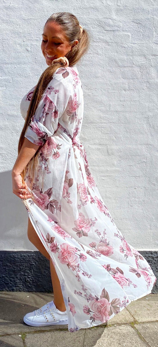 Kimono m. Blomster - Staun Denmark - Til hverdag og fest
