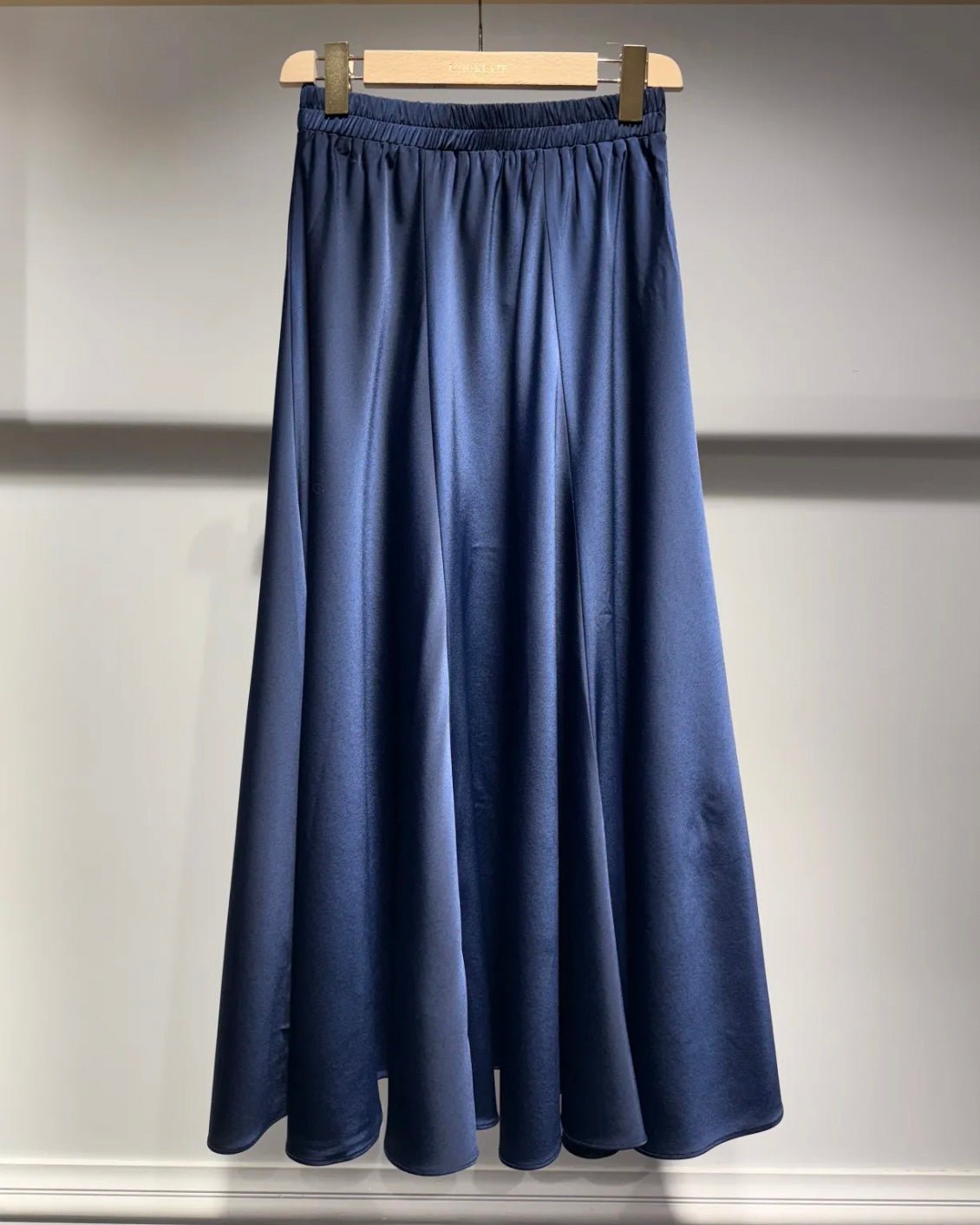 Mørke blå satin nederdel fra Staun Denmark - Staun Denmark - Til hverdag og fest