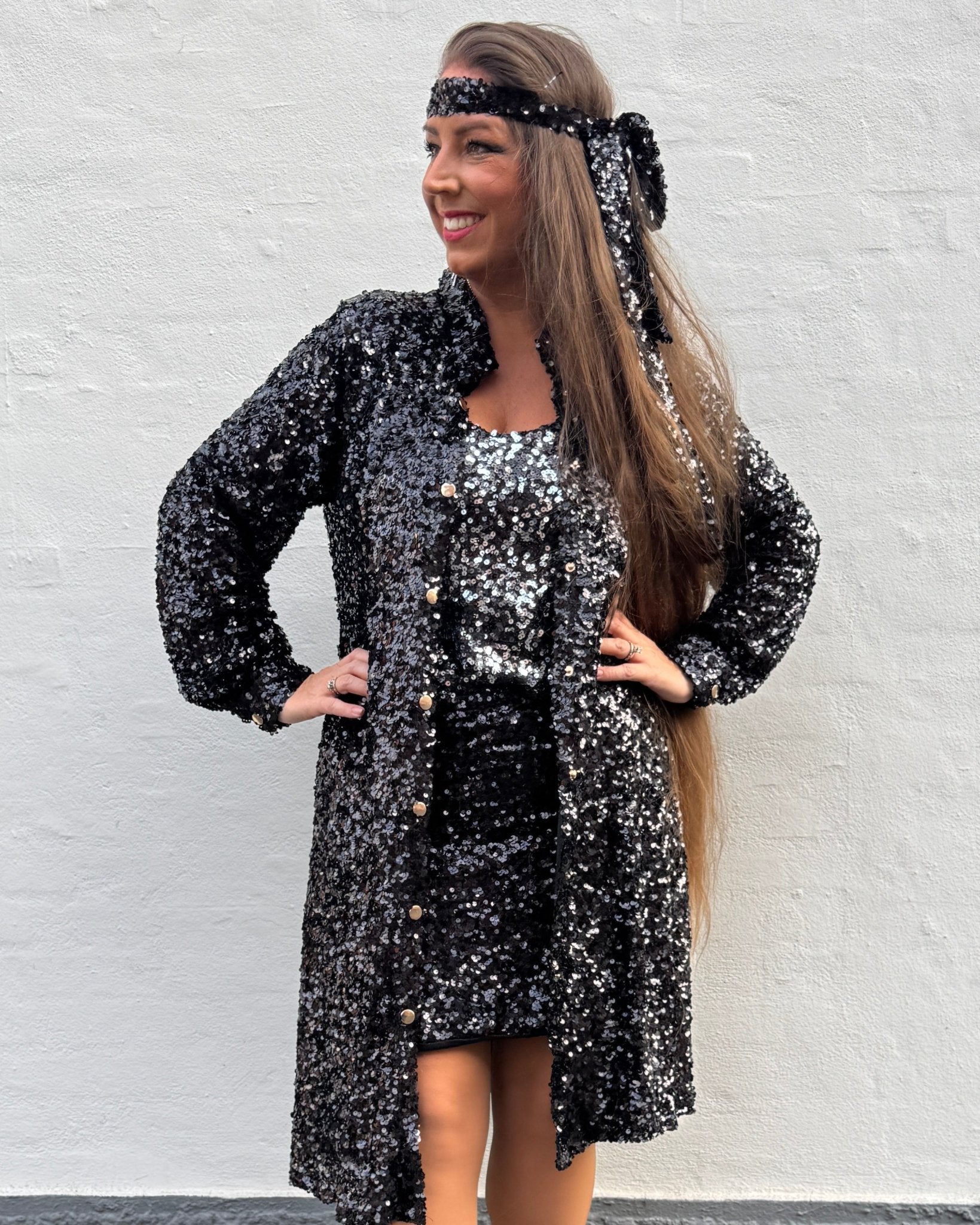 Staun kimono kjole i sort glitter - Staun Denmark - Til hverdag og fest