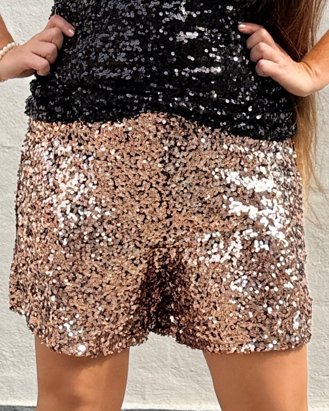 Staun Shorts i rosegold med sort med pailletter (str 42-50) - Midsize shorts - Staun Denmark - Til hverdag og fest