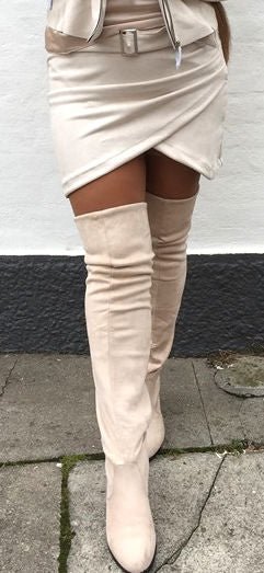 Suede nederdel - beige - Staun Denmark - Til hverdag og fest