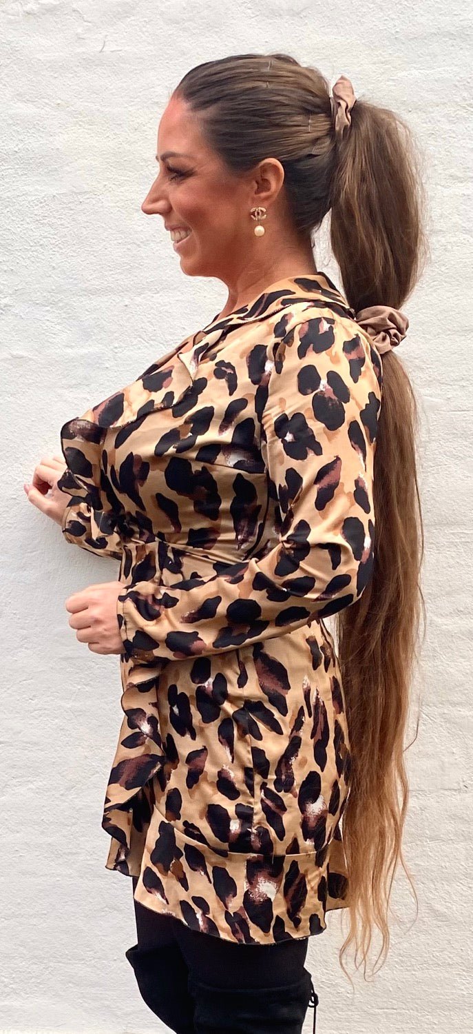 Wrap leopard kjole - Staun Denmark - Til hverdag og fest